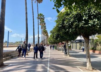 Bendodo dice que no bajan a la Costa del Sol a nivel 2 por la alta IA en mayores de 65