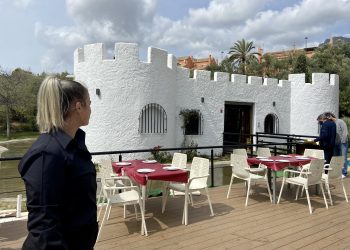 «Podemos hacer almuerzos, cenas, bodas, bautizos… y hasta divorcios», espacios abiertos y buena comida, en tiempos difíciles