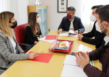 Bernal califica de «pantomima» el documento de colaboración entre Junta y Mancomunidad sobre el Saneamiento