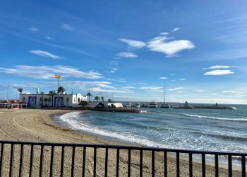 La aceptación de los diques en las playas queda en manos de los técnicos