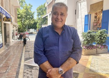 «La gente sigue con mascarilla y tiene miedo de mezclarse con muchas personas»