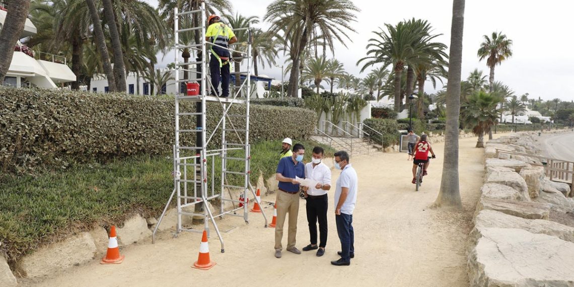Renuevan la iluminación del Paseo Marítimo