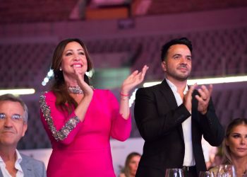 La Global Gift Gala tuvo brillo, sin Eva Longoria, pero con Luis Fonsi