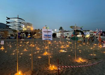 No, al chiringuito y sí, a las moragas en la playa de El Cable