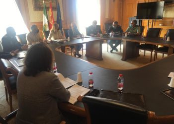 El Gobierno da un primer plazo de dos años, con reservas, para la nueva comisaría