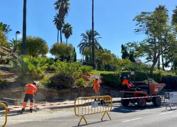 Obras aborda el vallado del parque de El Capricho para cerrarlo por las noches