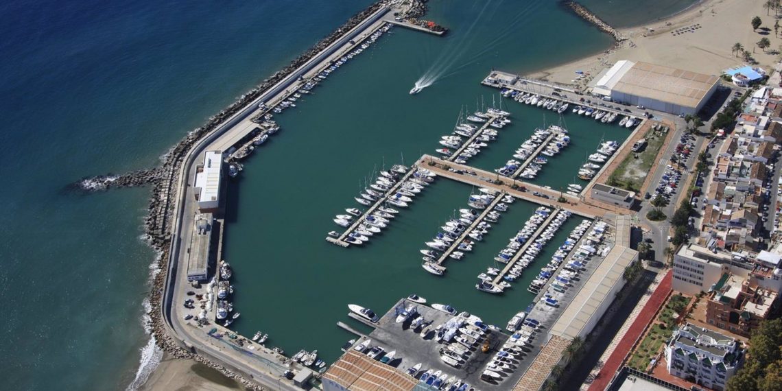 La Junta licita por 1,6 millones de euros obras de mejora en el puerto de La Bajadilla