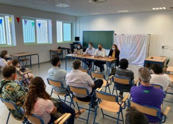 Construirán el instituto de Las Chapas en diciembre tras las protestas de padres de alumnos