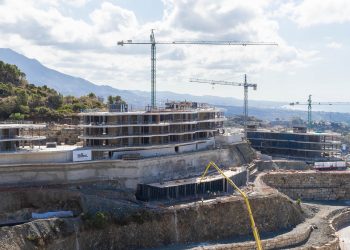 UP pide a la alcaldesa abordar ya la situación “insostenible” de la vivienda en Marbella