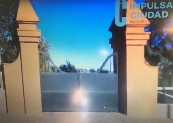 Denuncian el uso privado del parque junto al Hospital Costa del Sol