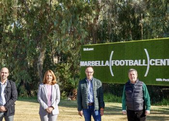 Cs pide ampliar líneas del transporte urbano para facilitar la asistencia a los partidos del Marbella FC