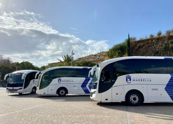 Marbella incorpora tres autobuses escolares y universitarios
