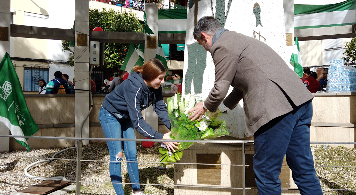 El PSOE celebra el día de Andalucía con su tradicional desayuno en la Plaza Paco Cantos