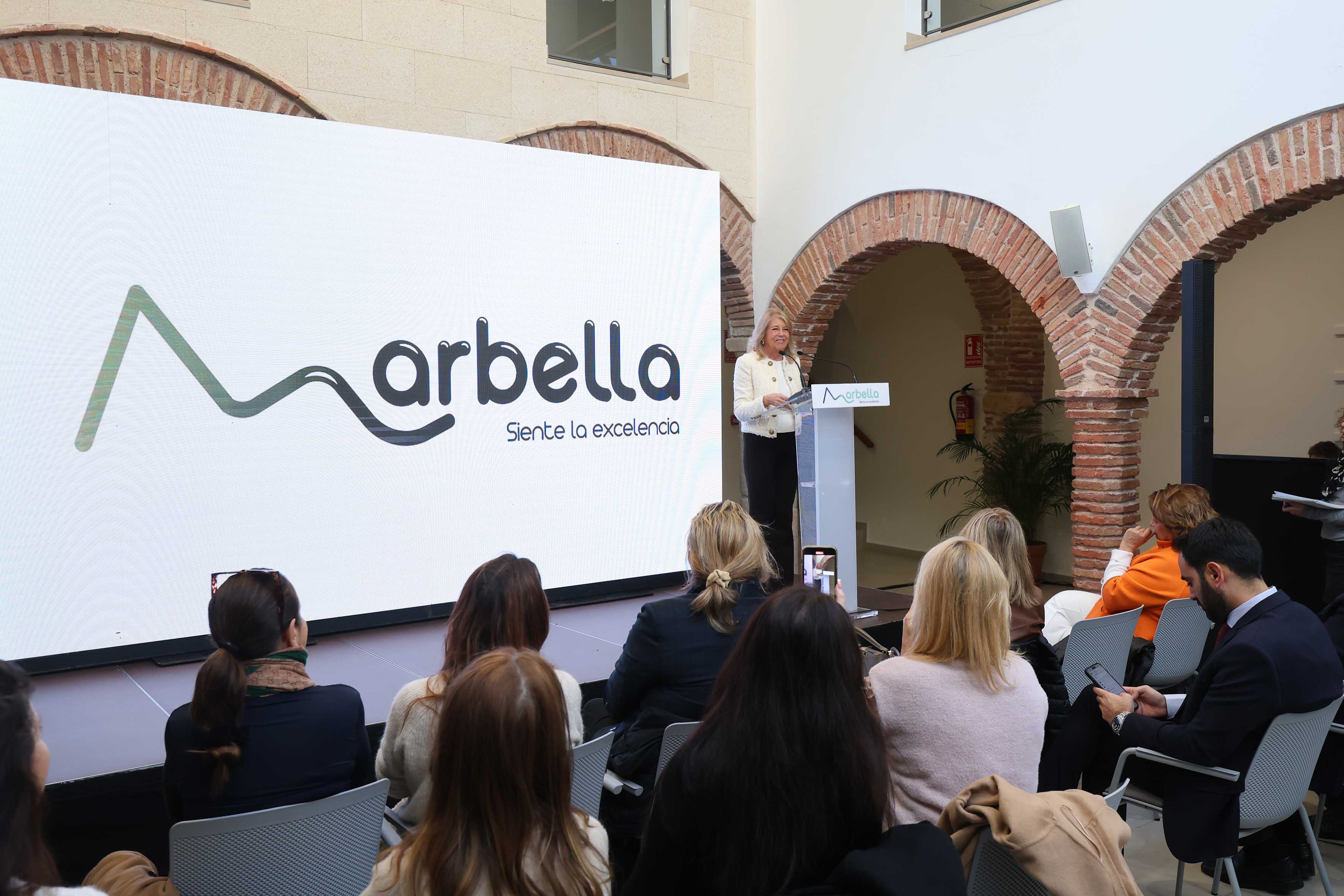 Marbella deslumbrará en FITUR 2025 con Eva Longoria como embajadora de lujo