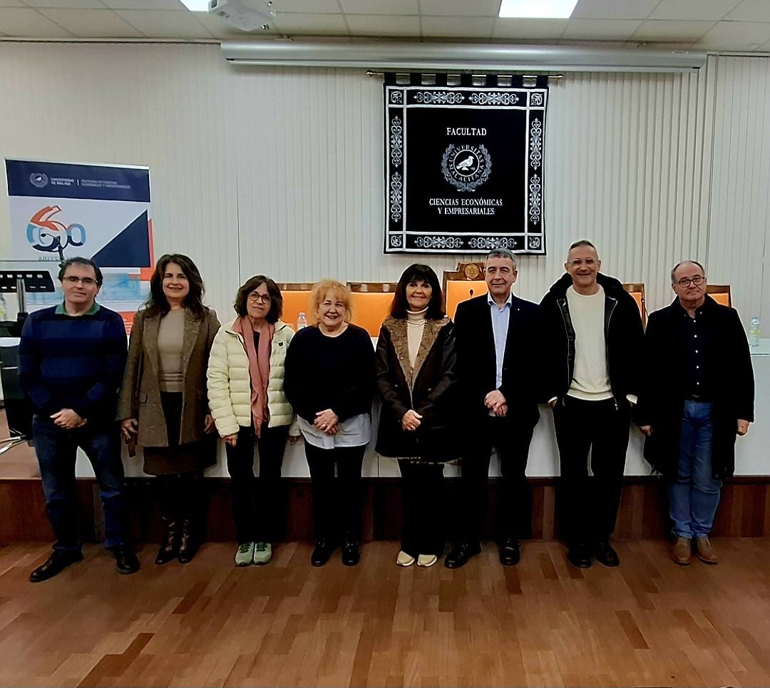 Primer certamen de poesía Isabel Romero.