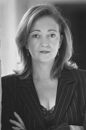 CINCO POEMAS DE, QUE DEJEN DE LLORAR LOS ÁNGELES, de Rocío Biedma